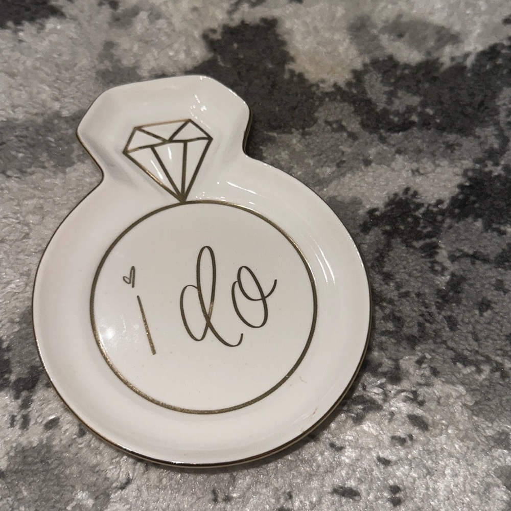 Sweet water decor I do jewelry plate nwot